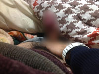 オナニー画像 男 2432番。コウの「初投稿(隣の奥さんと目が合って」。サムネイル。
